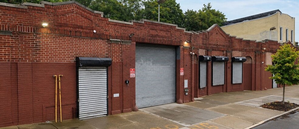 More Photos Of 1820 Decatur St, Ridgewood Warehouse For Sale