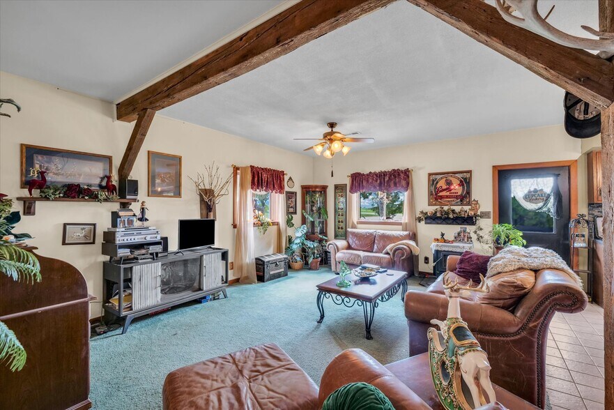 More Photos Of 1356 County Road 2900 N, Rantoul Specialty For Sale