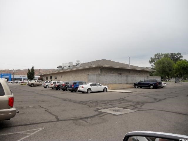 More Photos Of 298 N Main St, Richfield Restaurant For Sale