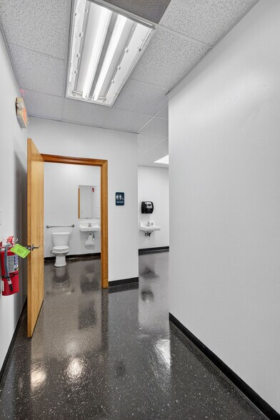 More Photos Of 3910 Princess Place Dr, Wilmington Daycare Center For Lease