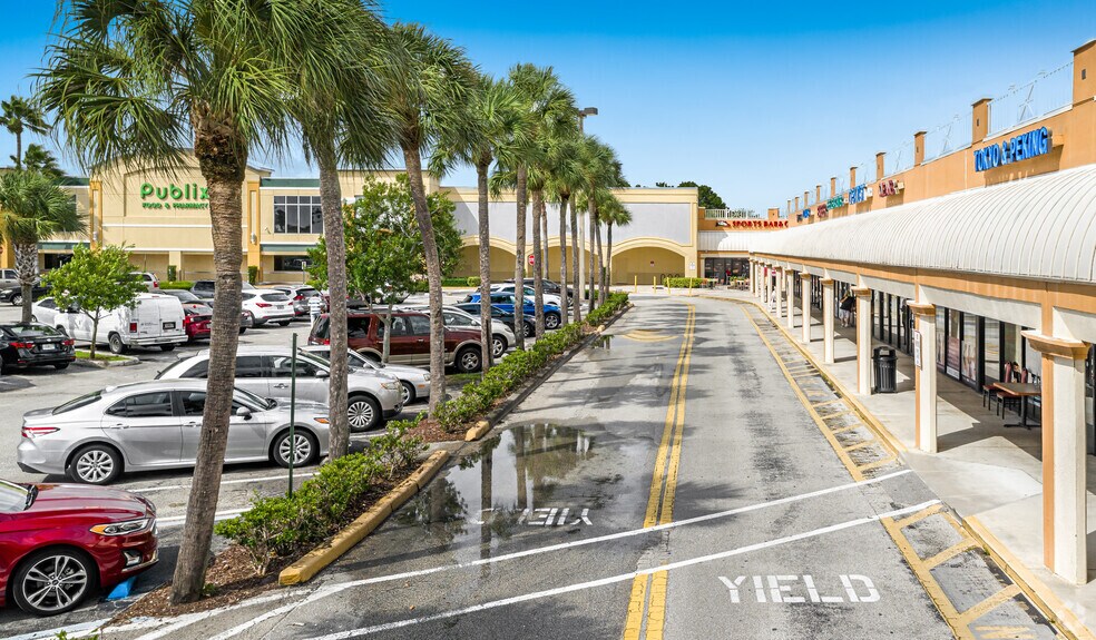 More Photos Of 5701-5881 N University Dr, Tamarac Unknown For Lease