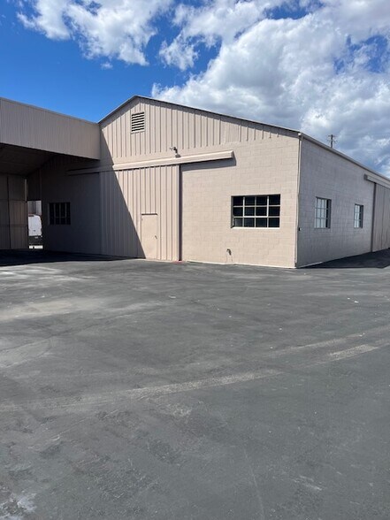More Photos Of 10332 Rush St, El Monte Warehouse For Lease