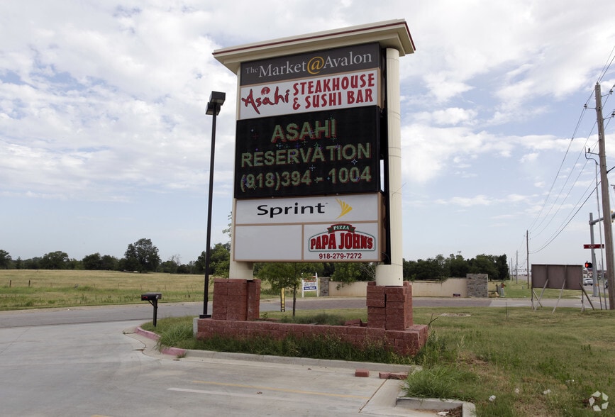 More Photos Of 8010 E 106th St S, Tulsa Unknown For Lease