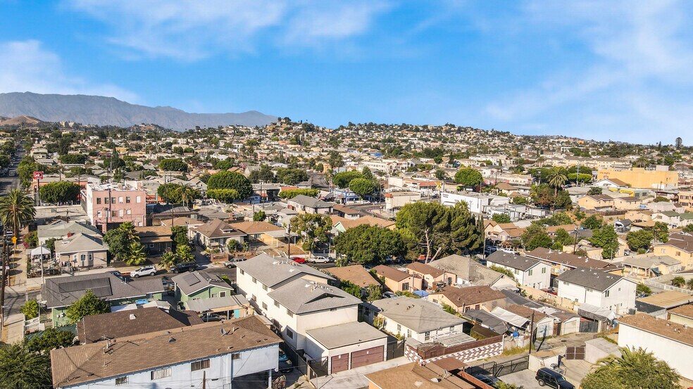 More Photos Of 2714 New Jersey St, Los Angeles Multifamily For Sale