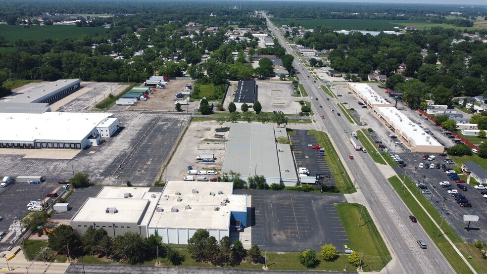 More Photos Of 562 S Reynolds Rd, Toledo Warehouse For Lease