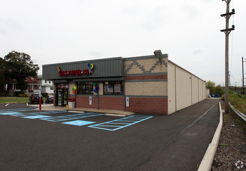 More Photos Of 540 W Mount Carmel Ave, Glenside Unknown For Lease