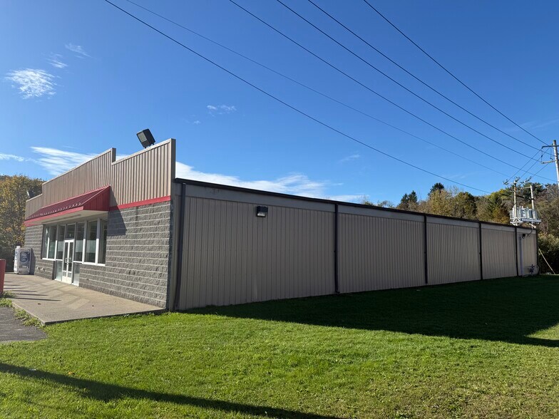More Photos Of 110 W South St, Groton Freestanding For Sale