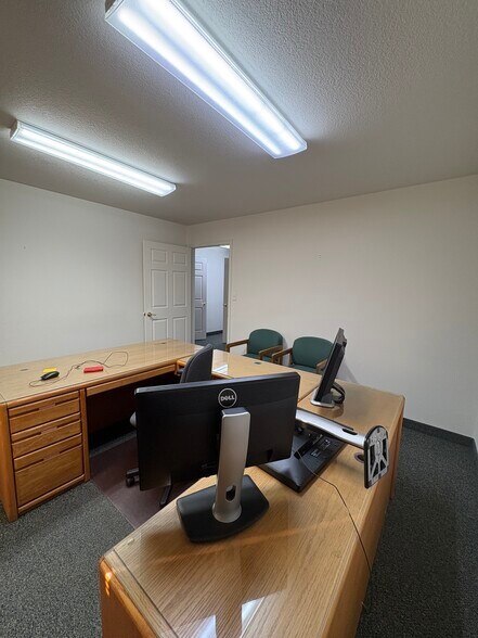 More Photos Of 1380 E Aultman St, Ely Office For Sale