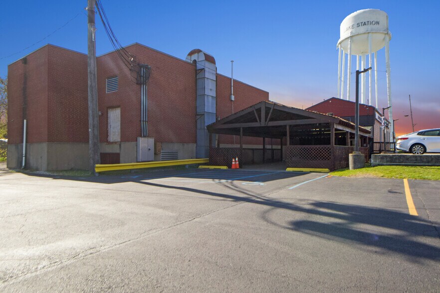 More Photos Of 3634 Central Ave, Lake Station Fast Food For Sale