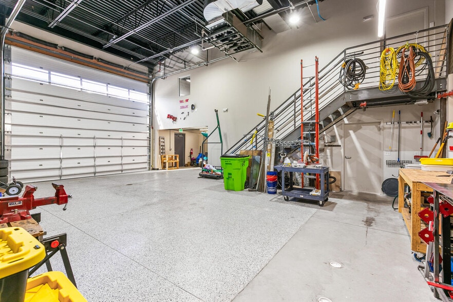 More Photos Of 18233 Lincoln Meadows Pky, Parker Self Storage For Sale