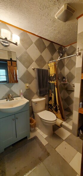 More Photos Of 8122 Stringtown Rd, Aberdeen Specialty For Sale