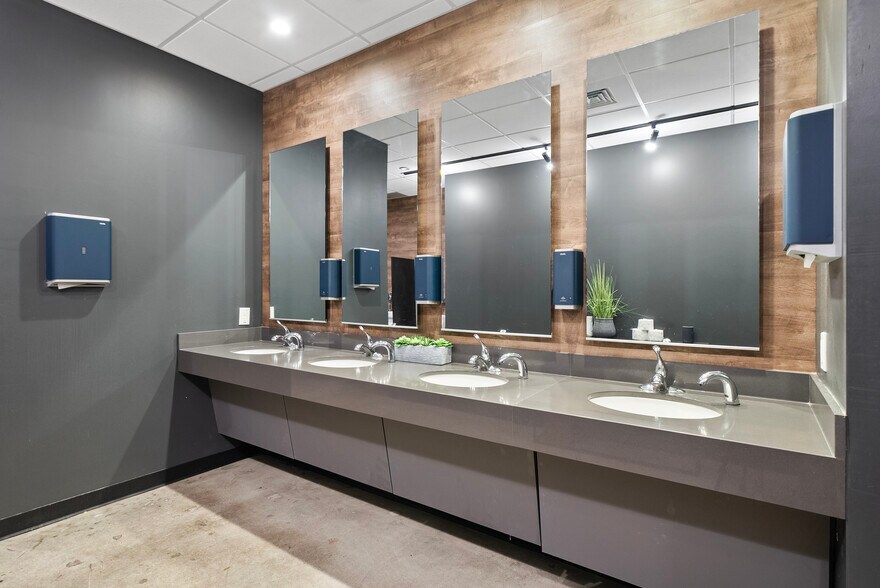 More Photos Of 301 Gregson Dr, Cary Research And Development For Sale