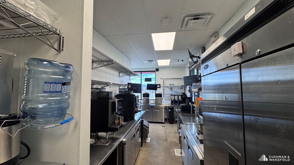 More Photos Of 5180 Garfield ave, Loveland General Retail For Sale