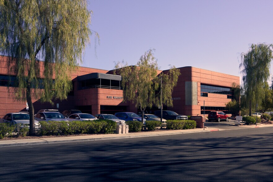 Primary Photo Of 2020 Palomino Ln, Las Vegas Medical For Lease