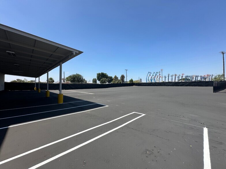 More Photos Of 7925 Crossway Dr, Pico Rivera Warehouse For Lease