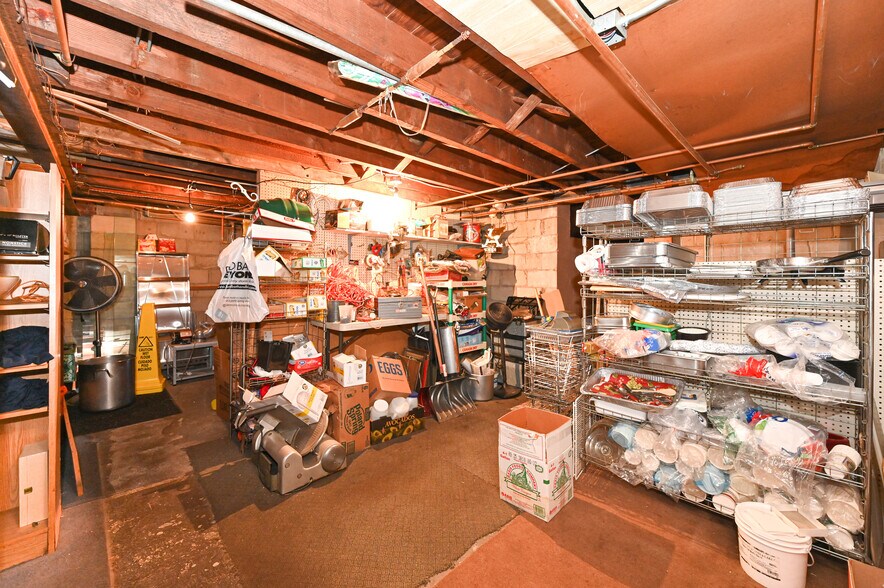 More Photos Of 1420 Park Ave, Merrick Convenience Store For Sale