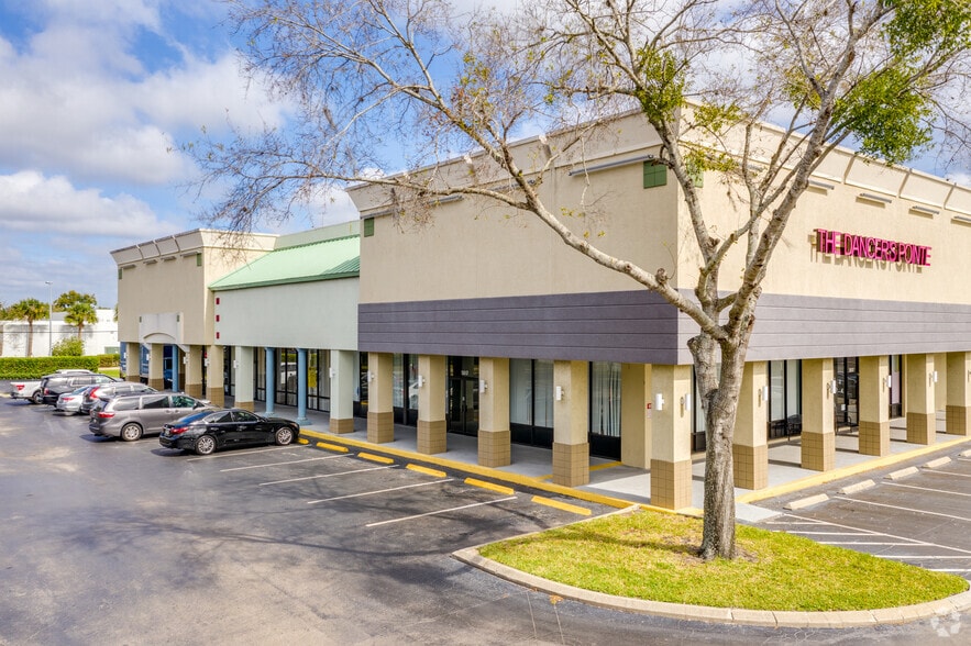 More Photos Of 5601-5671 S Orange Ave, Orlando Unknown For Lease