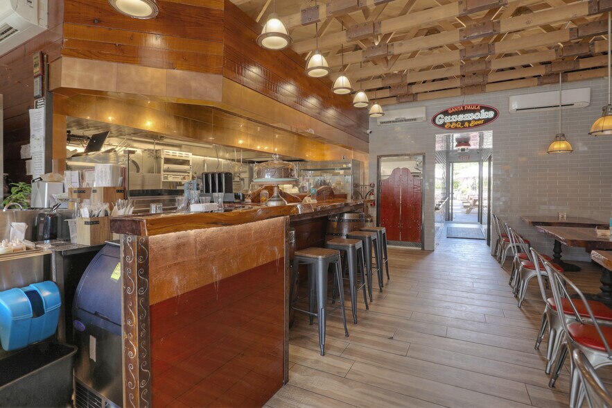 More Photos Of 817 E Main St, Santa Paula Storefront For Sale