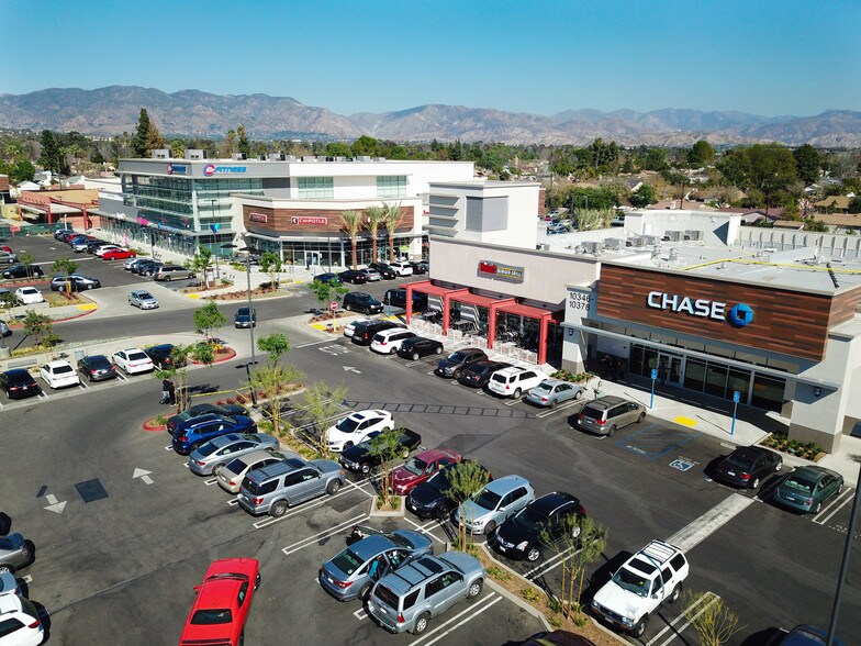 More Photos Of 10400 Sepulveda Blvd, Mission Hills Unknown For Lease