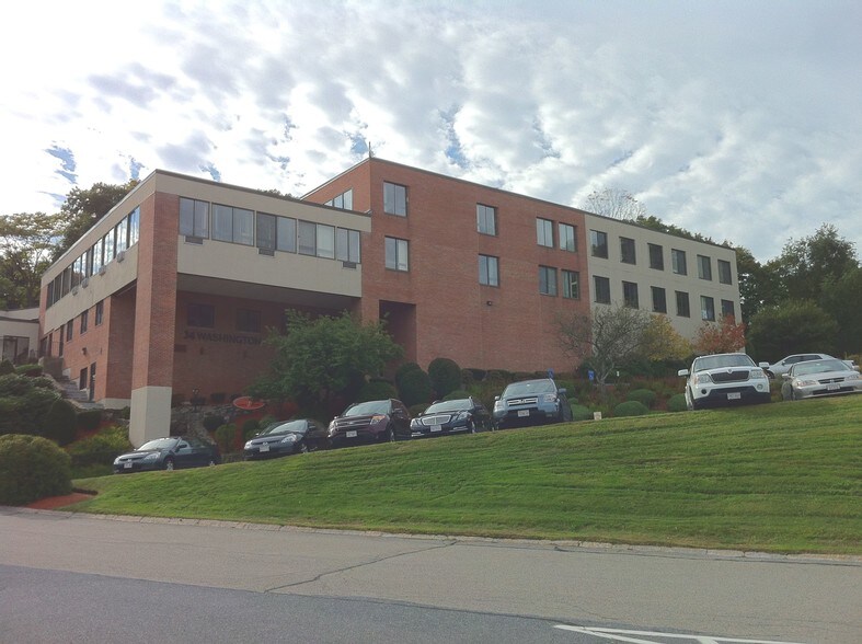 More Photos Of 34 Washington St, Wellesley Office For Lease
