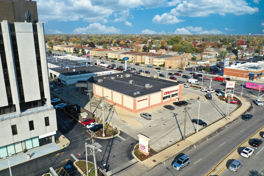 More Photos Of 7200 W Cermak Rd, North Riverside Drugstore For Lease