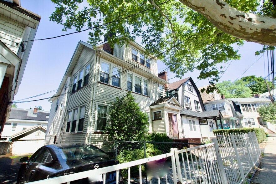Primary Photo Of 76 Ella St, Bloomfield Multifamily For Sale