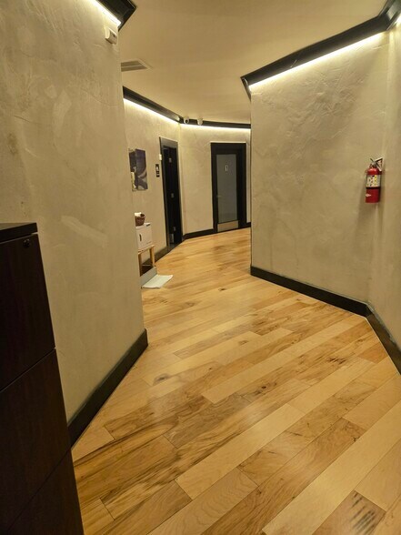 More Photos Of 1510 4th St, Santa Rosa Office For Sale