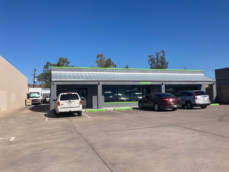 More Photos Of 10812 N Cave Creek Rd, Phoenix Storefront For Lease