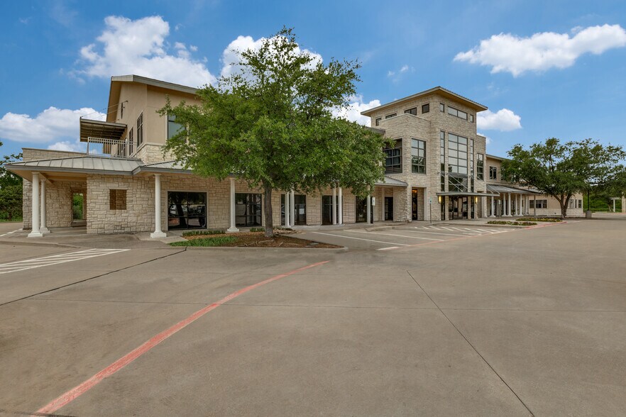 More Photos Of 5048 Tennyson Pky, Plano Office For Lease
