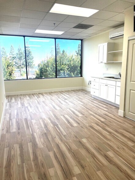 More Photos Of 5065 Deer Valley Rd, Antioch Medical For Lease