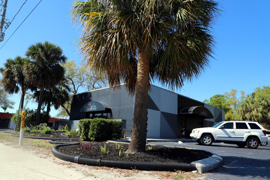 More Photos Of 2850 East Bay Dr, Largo Office For Sale