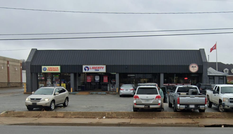 Primary Photo Of 405 Southwest Dr, Jonesboro Office For Sale
