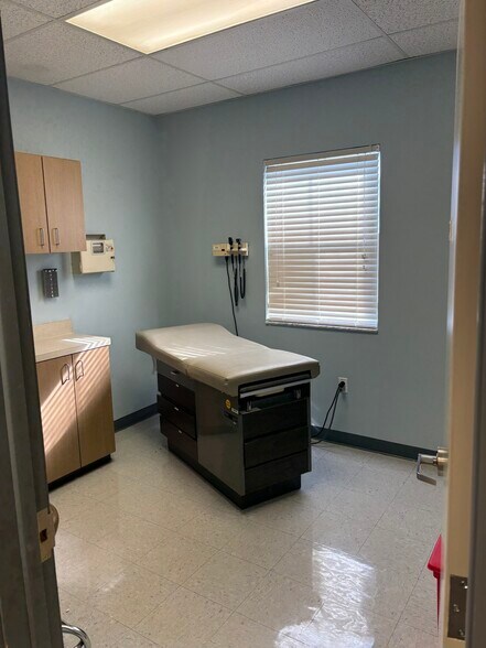 More Photos Of 1182 Ocean Shore Blvd, Ormond Beach Unknown For Lease