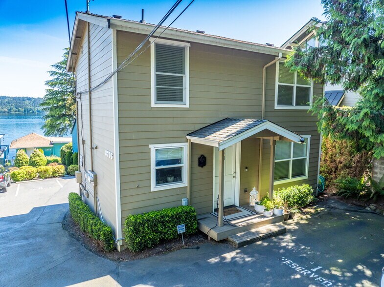 More Photos Of 8716 Sand Point Way NE, Seattle Apartments For Sale