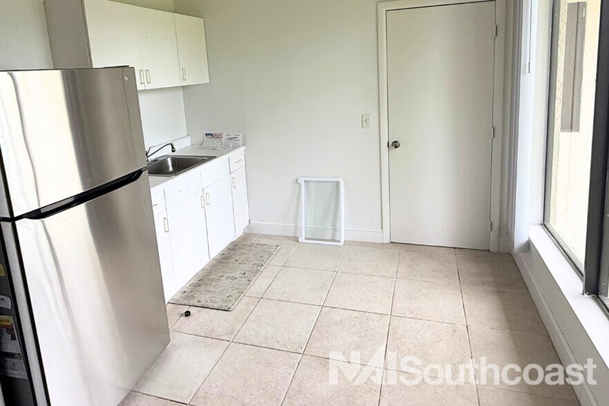 More Photos Of 5031 SE Federal Hwy, Stuart General Retail For Lease
