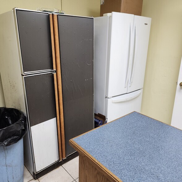 More Photos Of 7055 Terminal Sq, Upper Darby Township Medical For Sale