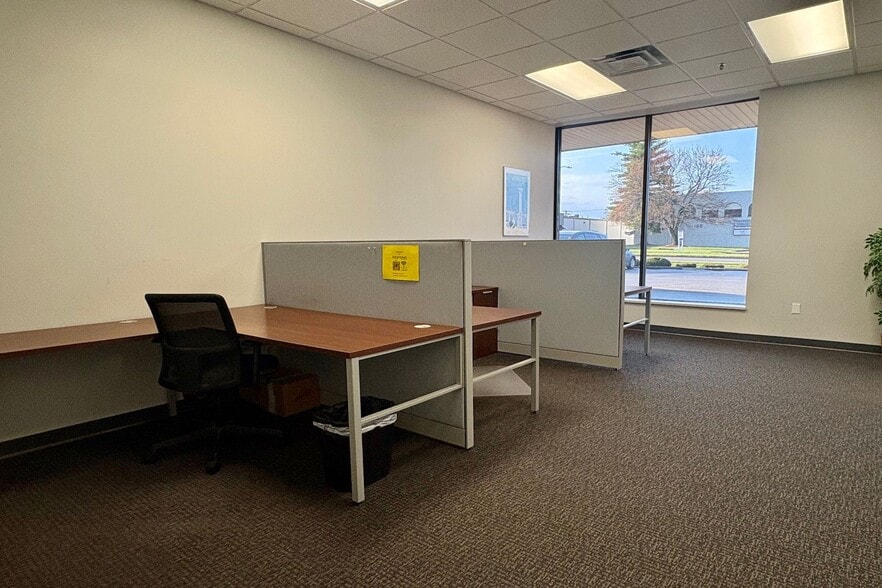 More Photos Of 145-175 Moore Dr, Lexington Freestanding For Lease