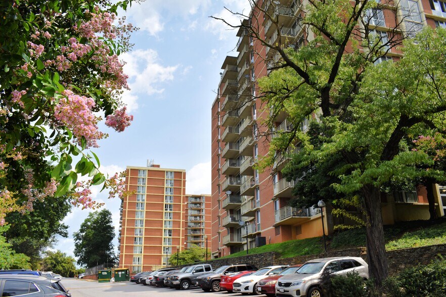 More Photos Of 2300 Marion Barry Ave SE, Washington Apartments For Sale