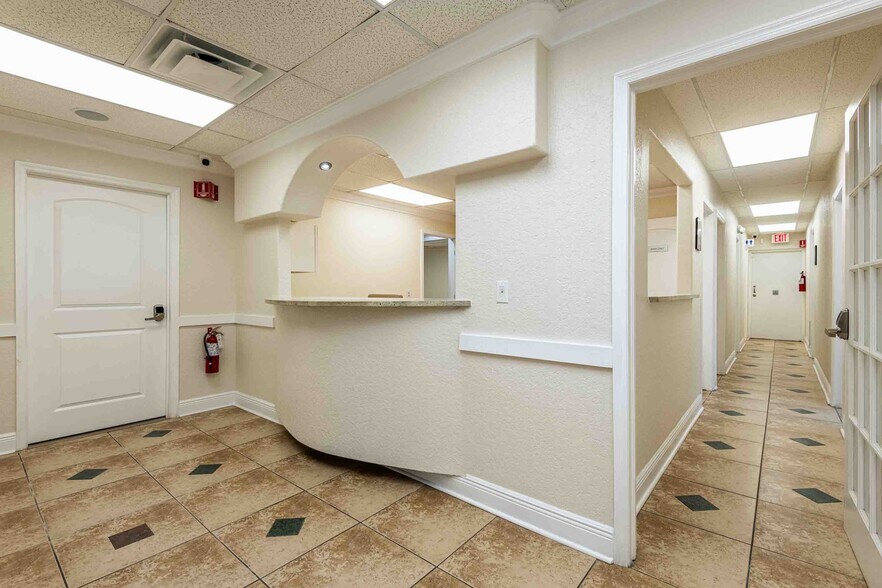 More Photos Of 4109 Armenia Ave, Tampa Medical For Sale