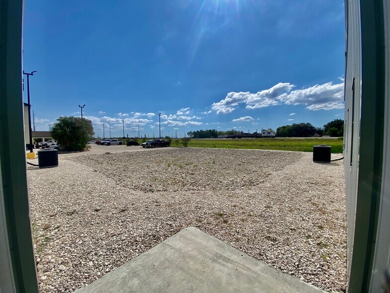 More Photos Of 2023 H O Mills hwy, Port Arthur Warehouse For Lease