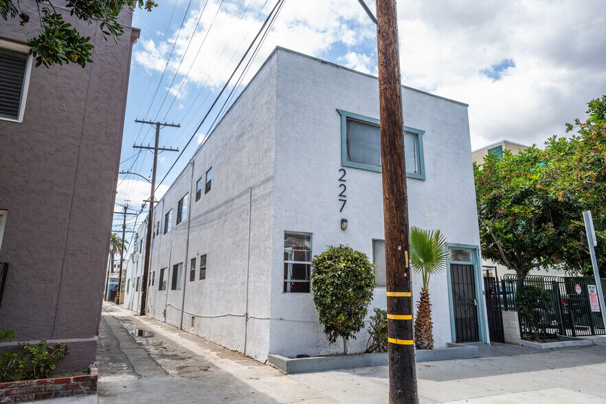 More Photos Of 227 Lime Ave, Long Beach Apartments For Sale