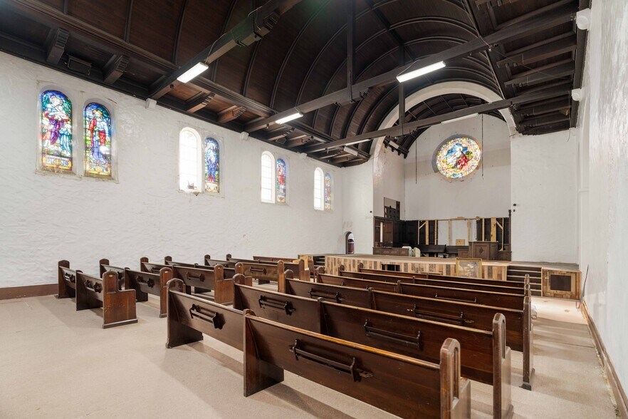 More Photos Of 125 Highland Ave, Somerville Religious Facility For Sale