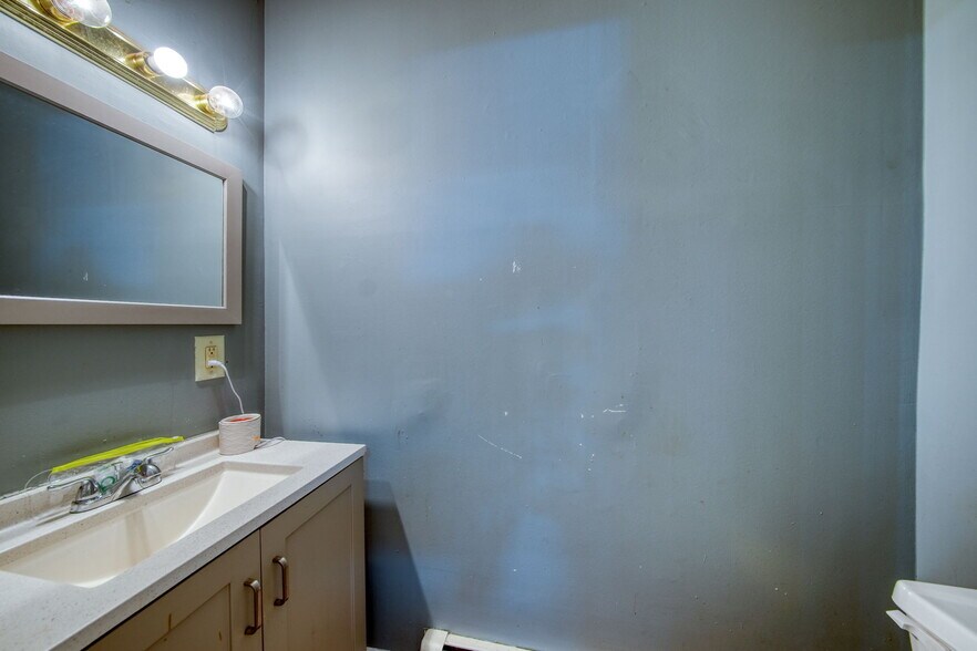 More Photos Of 100 1/2 Kingston Ave, Port Jervis Apartments For Sale