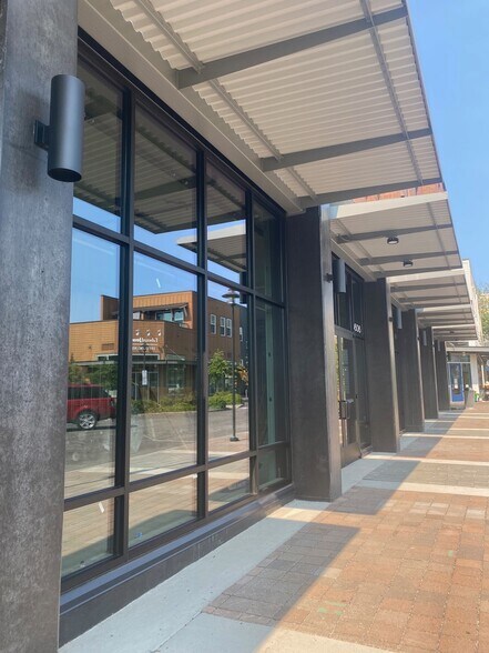 More Photos Of 100 N 85th St, Seattle Unknown For Lease