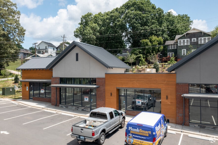 More Photos Of 190 Hendersonville Rd, Asheville Storefront Retail Office For Lease