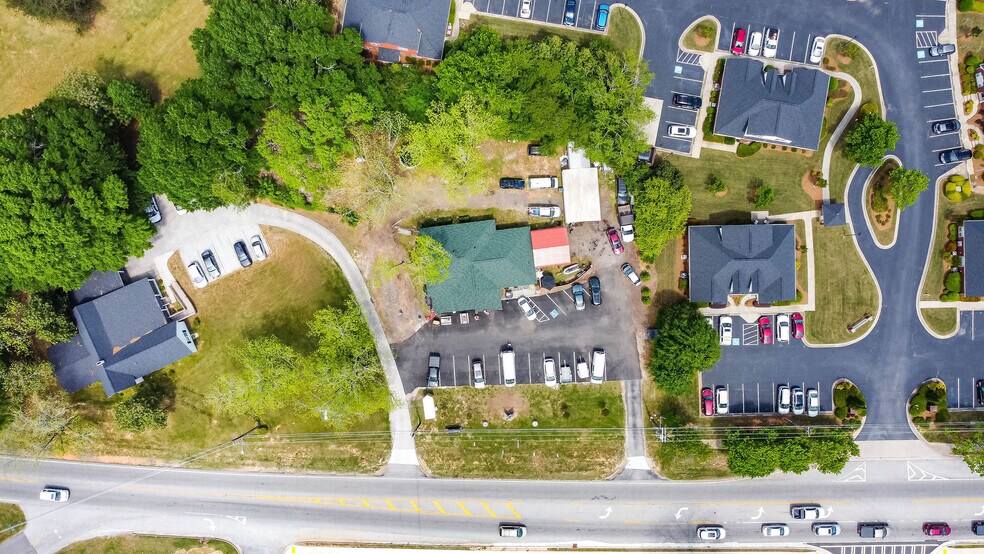 More Photos Of 4550 Lawrenceville Rd, Loganville Freestanding For Sale