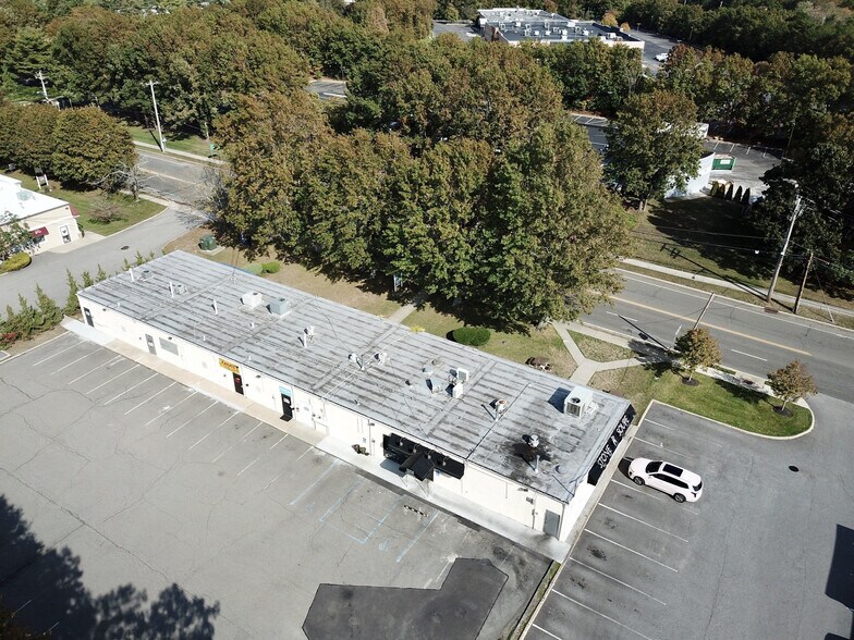 More Photos Of 232 N Belle Mead Rd, East Setauket Storefront For Lease