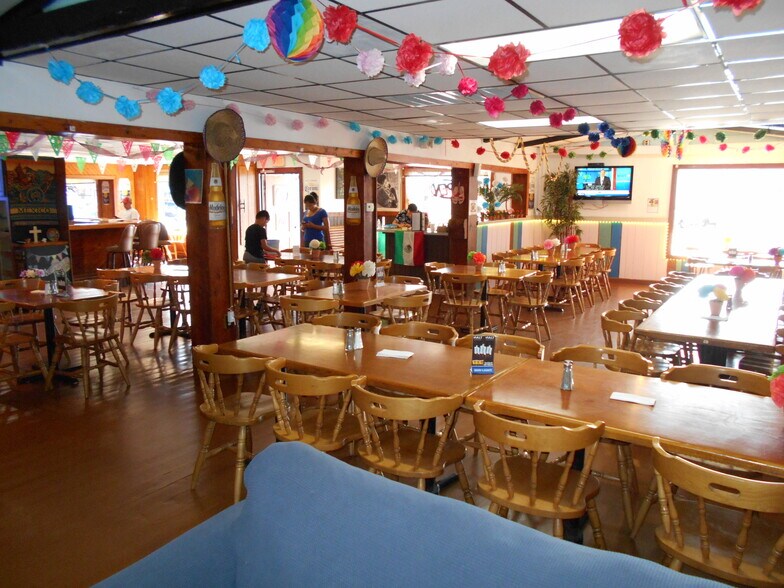 More Photos Of 530 Athens St, Tarpon Springs General Retail For Sale