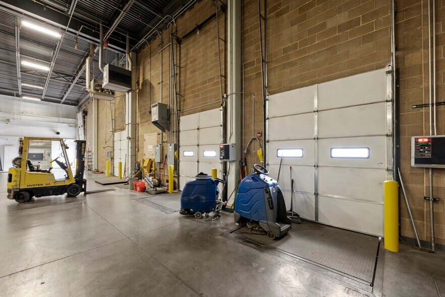 More Photos Of 801 N 2nd St, Berthoud Distribution For Sale