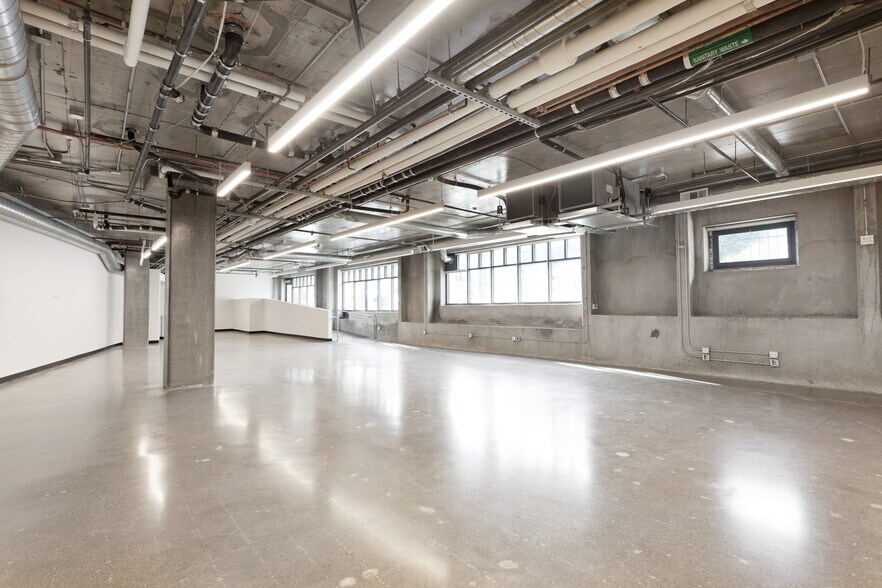 More Photos Of 699 2nd St, San Francisco Apartments For Sale